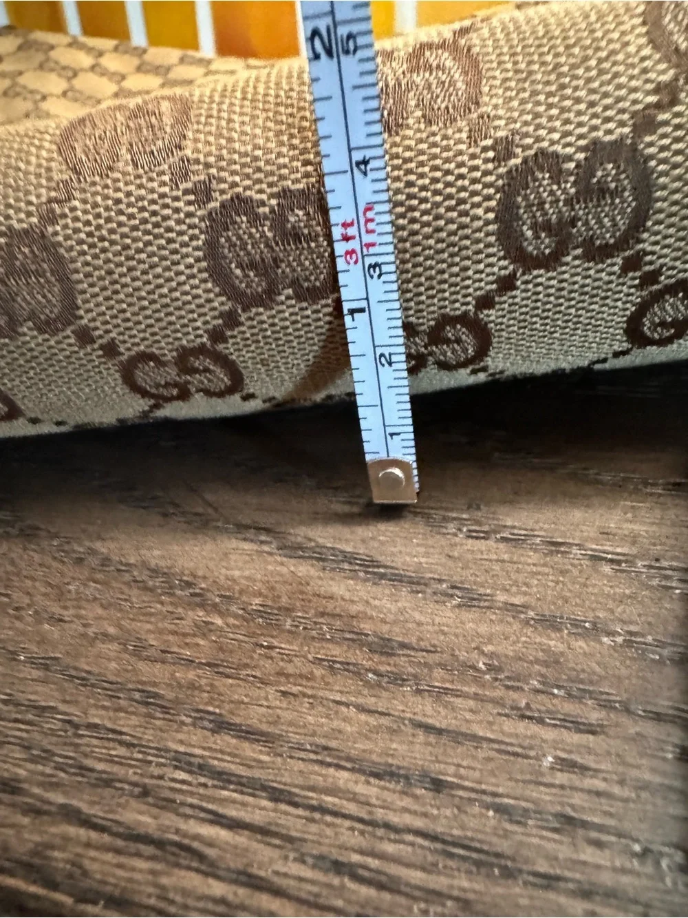 Authentic Gucci GG Canvas Messenger Crossbody Bag Beige Brown